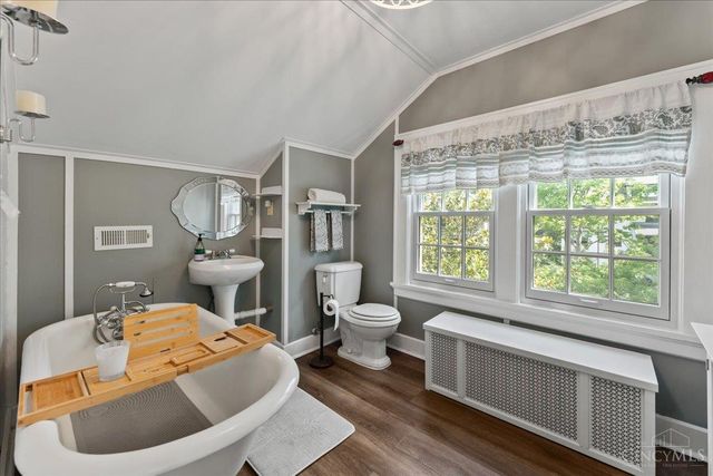 3940 Red Bud Avenue, Cincinnati, OH 45229