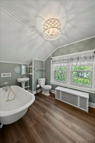 3940 Red Bud Avenue, Cincinnati, OH 45229