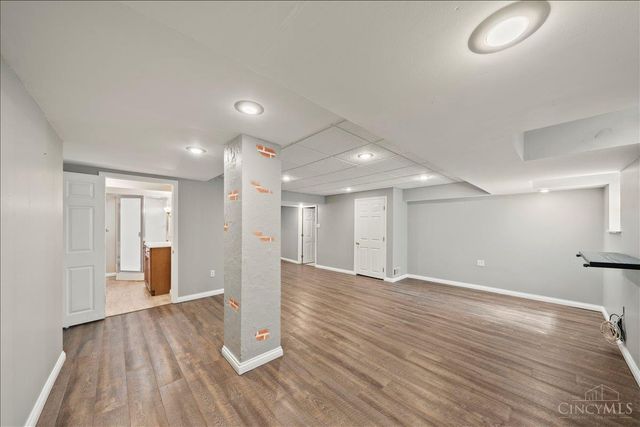 3940 Red Bud Avenue, Cincinnati, OH 45229