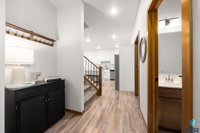 8133 E Tencate Pl Place, Sioux Falls, SD 57110