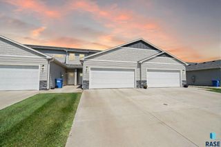 8133 E Tencate Pl Place, Sioux Falls, SD 57110