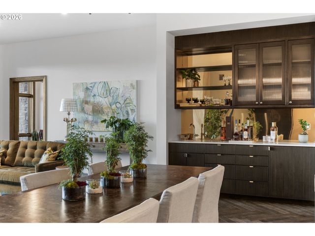 21 D Ave 3, Lake Oswego, OR 97034