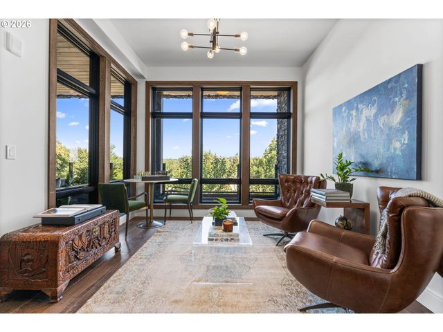 21 D Ave 3, Lake Oswego, OR 97034