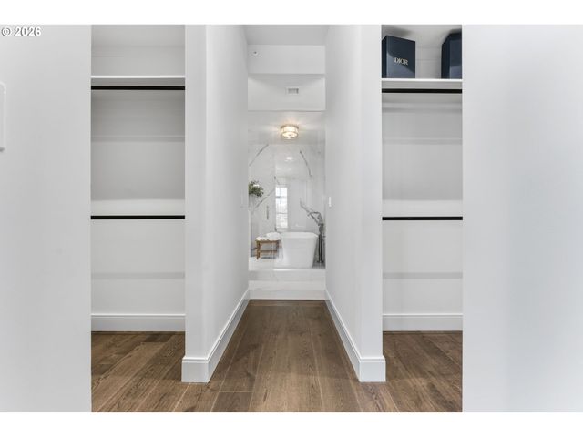 21 D Ave 3, Lake Oswego, OR 97034