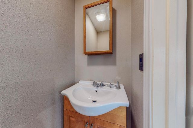 2124 Robinson Street, Irving, TX 75060