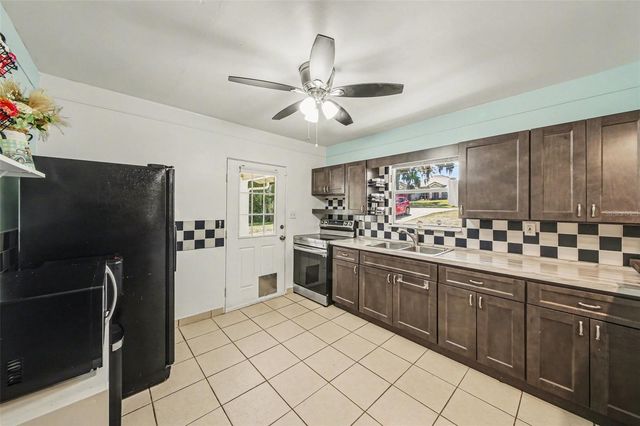 4847 EAGLES NEST ROAD, Fruitland Park, FL 34731