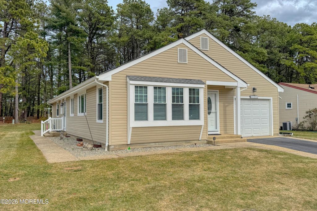 111 Sunset Road 60, Whiting, NJ 08759