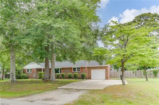 117 Mill LN, Yorktown, VA 23692