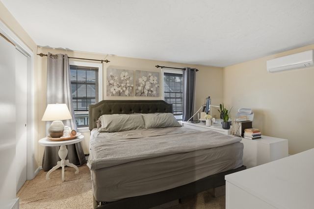 15 Enid St, Worcester, MA 01604