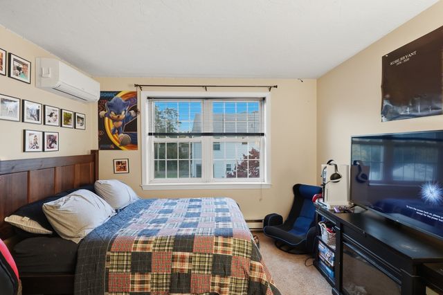 15 Enid St, Worcester, MA 01604