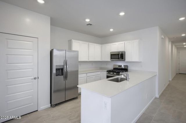 4587 E KENNETH Lane, San Tan Valley, AZ 85143