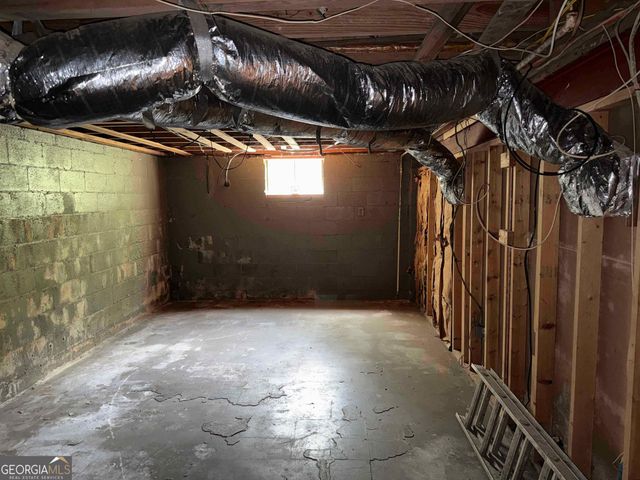 3185 Delmar Lane NW, Atlanta, GA 30311