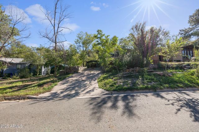 337 S PLEASANT Street, Prescott, AZ 86303