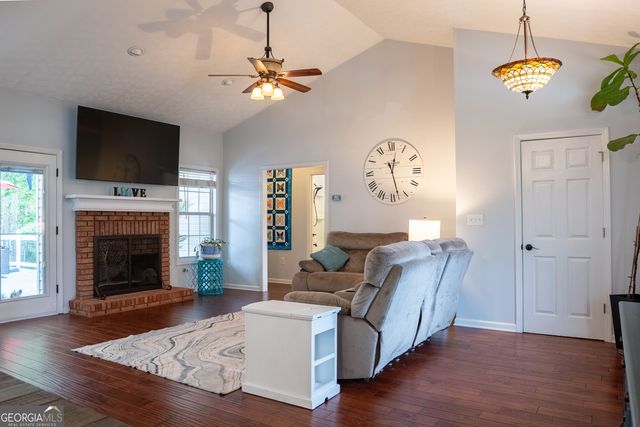 558 Savannah Rose Way, Lawrenceville, GA 30045