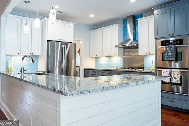 558 Savannah Rose Way, Lawrenceville, GA 30045