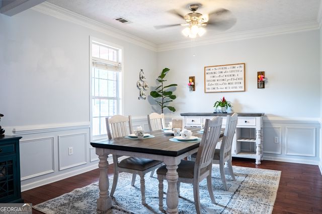 558 Savannah Rose Way, Lawrenceville, GA 30045