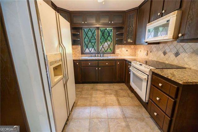 1420 Virgil Lane SW, Mableton, GA 30126