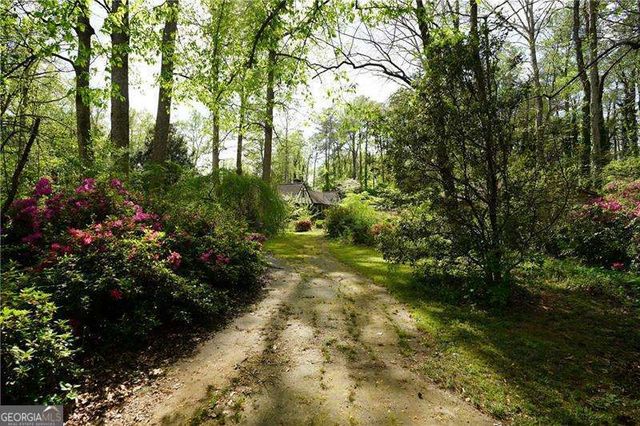 1420 Virgil Lane SW, Mableton, GA 30126