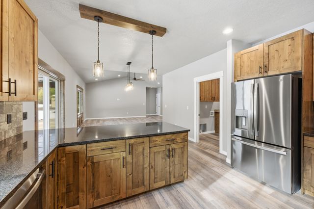 16083 Dyke Road 9, La Pine, OR 97739