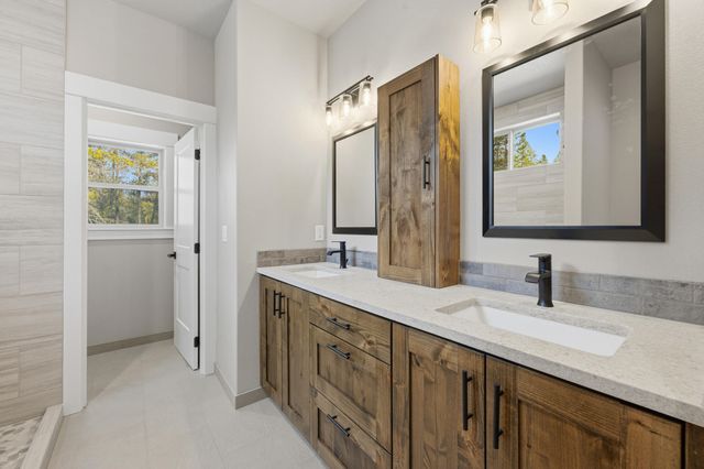 16083 Dyke Road 9, La Pine, OR 97739