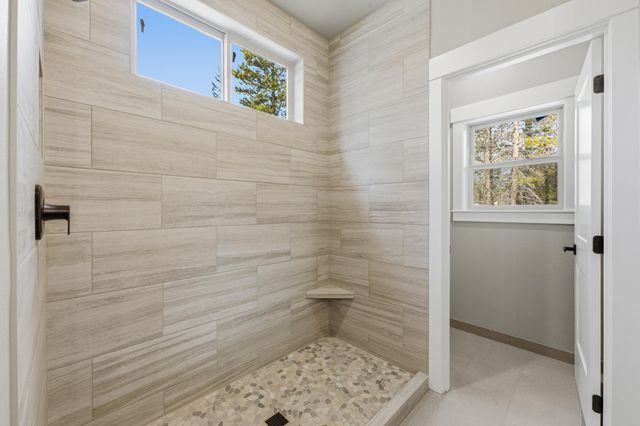 16083 Dyke Road 9, La Pine, OR 97739