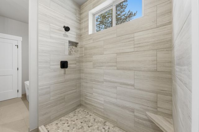 16083 Dyke Road 9, La Pine, OR 97739