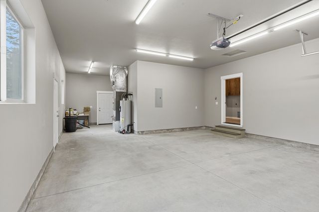 16083 Dyke Road 9, La Pine, OR 97739