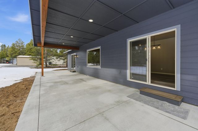 16083 Dyke Road 9, La Pine, OR 97739