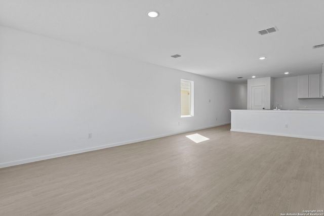 2218 Collins Alley, Converse, TX 78109