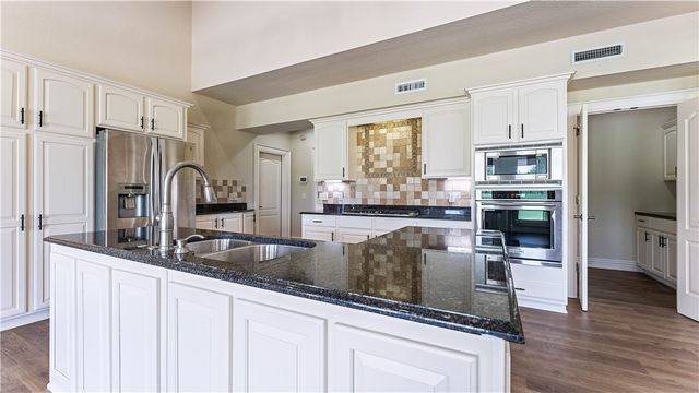 12226 Churchill Downs, Springdale, AR 72762