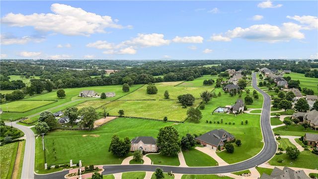 12226 Churchill Downs, Springdale, AR 72762