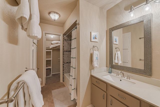 8200 Neely DR 242, Austin, TX 78759