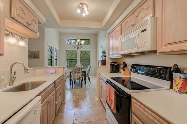 8200 Neely DR 242, Austin, TX 78759