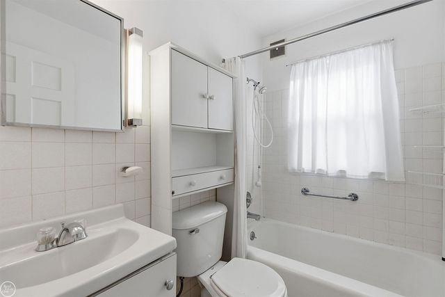 21227 Hillcrest Street, Clinton Township, MI 48036