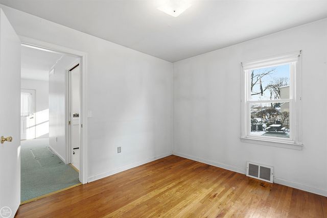 21227 Hillcrest Street, Clinton Township, MI 48036