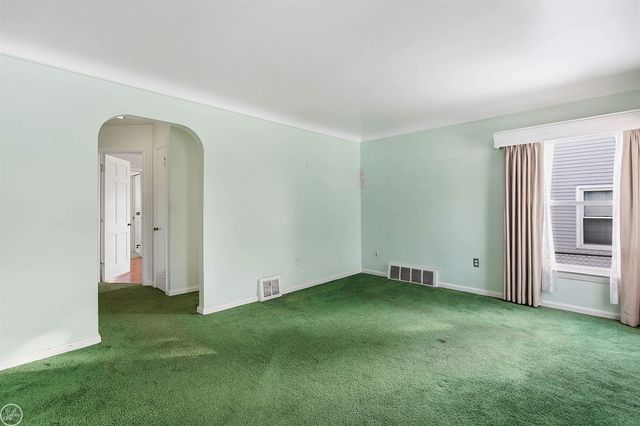 21227 Hillcrest Street, Clinton Township, MI 48036