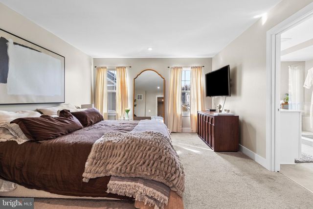 1672 SANDPIPER BAY LOOP, Dumfries, VA 22026