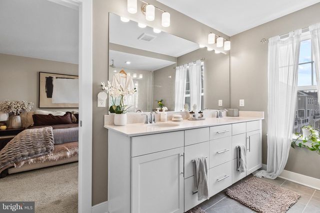 1672 SANDPIPER BAY LOOP, Dumfries, VA 22026