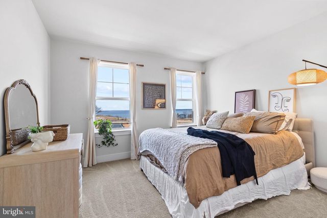 1672 SANDPIPER BAY LOOP, Dumfries, VA 22026