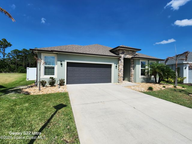 996 Corbin Circle SW, Palm Bay, FL 32908