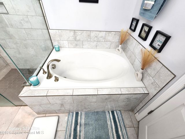 996 Corbin Circle SW, Palm Bay, FL 32908