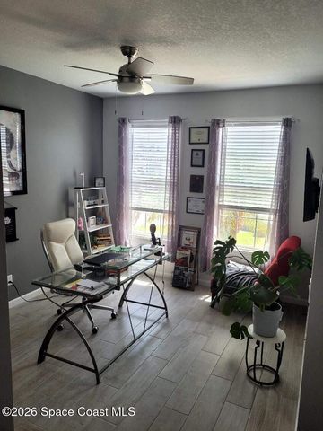 996 Corbin Circle SW, Palm Bay, FL 32908