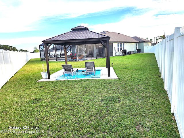 996 Corbin Circle SW, Palm Bay, FL 32908