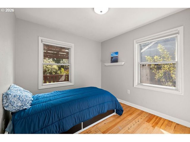 8260 N WAYLAND Ave, Portland, OR 97203