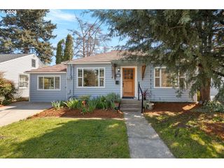 8260 N WAYLAND Ave, Portland, OR 97203