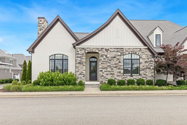 405 Flag Court, Gallatin, TN 37066