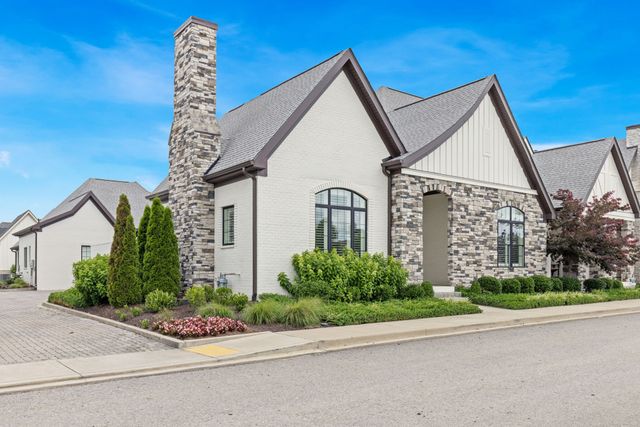 405 Flag Court, Gallatin, TN 37066