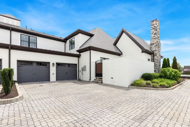405 Flag Court, Gallatin, TN 37066