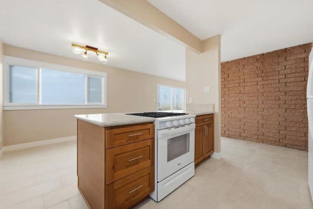 1550 Seacoast Drive C, Imperial Beach, CA 91932
