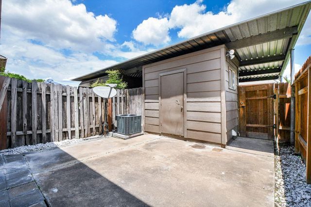 7336 Crownwest Street 7336, Houston, TX 77072